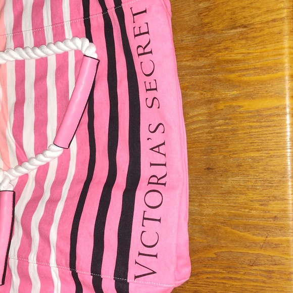 Handbag - Picture 5 of 7